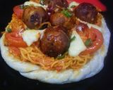 A picture of step 7 of Masala e Noodles & Kofta Pizza.