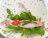 Hình bước làm 5 của món Mực Hấp Cuốn Bánh Tráng Rau Muống