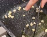 صورة لخطوة 3 من وصفة فاصوليا خضراء بزيت الزيتون وصفة نباتية 🌱