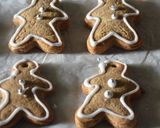 Une image de l'étape 5 de Bonhommes de Noël en sablés speculoos.