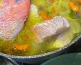 Foto langkah ke 4 dari resep Sup Ikan Kakap Merah kuah asam segar.