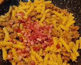 Foto del passaggio 6 della ricetta Fusilli d'oro alpino