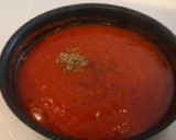 Foto del paso 4 de la receta: Salchichas frescas con salsa de tomate