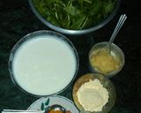 A picture of step 1 of Spinach curry.