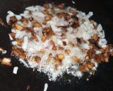 A picture of step 2 of Burnt garlic veg fried rice.