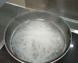 Une image de l'étape 1 de Nouilles de riz sautées.