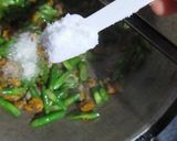 Foto langkah ke 5 dari resep Tumis Kacang Panjang Tudai.