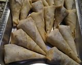 A picture of step 5 of Veg mince stuffed bihari cones.