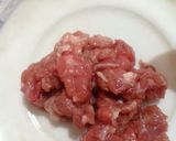 Foto langkah ke 1 dari resep Sup Daging Makaroni Wortel untuk MPASI usia 1 tahun ke atas.