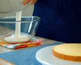 A picture of step 16 of Peach Decoration Cake (Chantilly Peche).