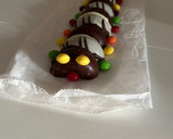 Foto del paso 3 de la receta: Tarta Ciempiés de donetes