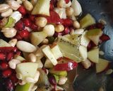 A picture of step 4 of Mix Healthy Salad.