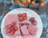 A picture of step 9 of Strawberry ice cream.