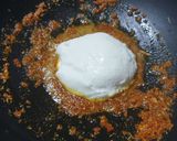 A picture of step 4 of Dahi Tikhari.