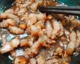 Hình bước làm 4 của món Thịt kho mắm ruốc chà