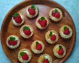 Foto langkah ke 24 dari resep Pie Buah Lumer (fruit tartlets).