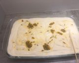 A picture of step 4 of Granadilla Yoghurt Ice Cream.