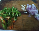 Foto langkah ke 1 dari resep Suwir ayam pake pete.