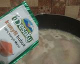 Foto langkah ke 2 dari resep Ayam Pedas Kemangi Kemas Daun Pisang.