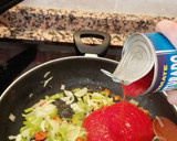 Foto del paso 3 de la receta: Morro de cerdo en salsa