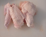 Foto del paso 1 de la receta: Alitas de pollo fritas y crujientes