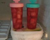 A picture of step 4 of Frozen Muskmelon Pepsicles in RoohAfza.