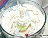 A picture of step 3 of Cauliflower and broccoli with feta cheese sauce.