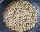 Foto del paso 3 de la receta: Habitas baby en salsa