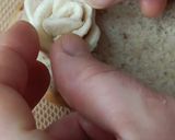 Une image de l'étape 7 de 🌹Rose de pain de mie (St Valentin).