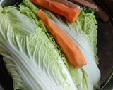 Foto langkah ke 1 dari resep Tumis Sawi Wortel.