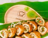Hình bước làm 7 của món Gà cuộn rong biển