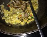 Foto langkah ke 3 dari resep 70. Nasi Goreng Ayam Kampung Pedas #DiulekAsyik #pekaninspirasi #cookpadcommunity.