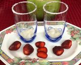 A picture of step 3 of Strawberry Tender Coconut Spritzer.