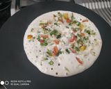 A picture of step 3 of Onion tomato uttapam.