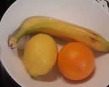 صورة لخطوة 1 من وصفة عصير 🍊+🍋+🍌