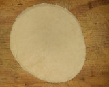 Foto del paso 6 de la receta: Dobladitas rellenas con queso 🧀 y sin queso
