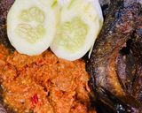 Foto langkah ke 6 dari resep Penyetan Lele Sambal Kemiri.