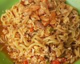 Foto langkah ke 6 dari resep Mie Goreng Nyemek with Indomie.