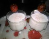A picture of step 3 of Lichi shake.