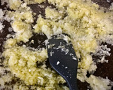 Foto del paso 2 de la receta: Arroz al azafrán con mejillones y almejas