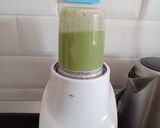 Foto langkah ke 5 dari resep Avocado Spinach Smoothie.