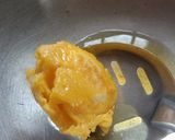 A picture of step 2 of Fried egg.