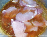 Foto del paso 1 de la receta: Lomo de dos colores con adobo de cazón