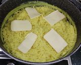 A picture of step 4 of Milky pilaf with salty fish.