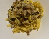 Foto del passaggio 4 della ricetta Tagliatelle ai funghi porcini e finferli