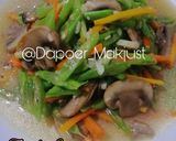 Foto langkah ke 5 dari resep Tumis Sayur Jamur.
