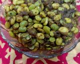 पावटयाच्या शेंगाची भाजी (Pavtyachya Shenganchi Bhaji Recipe In Marathi) रेसिपी स्टेप 5 फोटो 