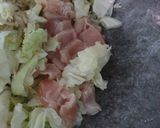 รูปขั้นตอนการทำที่ 3 ของ ไข่ไก่ผัดกะหล่ำเห็ดเข็มทอง