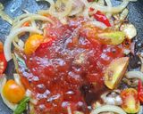Foto langkah ke 4 dari resep Cumi Enoki Asam Manis.