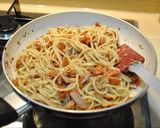 Foto langkah ke 10 dari resep Tuna Sosis Spaghetti Cepat & Gampang (1 porsi).